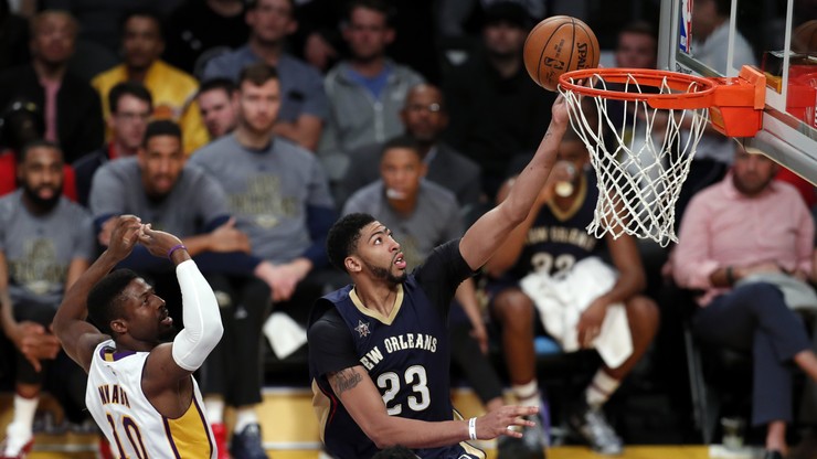 NBA: Znakomity występ Davisa i wygrana "Pelikanów" w Nowym Jorku