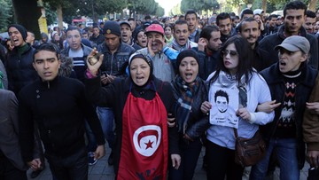 Tunezja: trwają protesty i starcia z policją