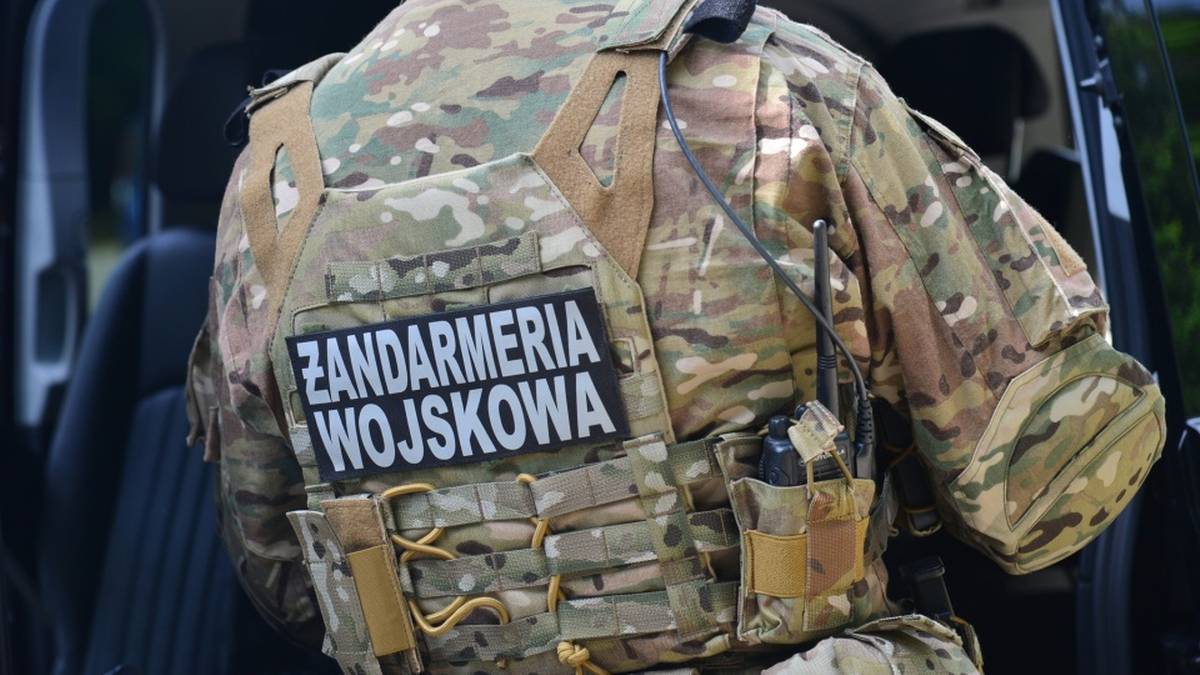 Obiekt wojsk NATO spadł na Podkarpaciu. Żandarmeria Wojskowa wyjaśnia