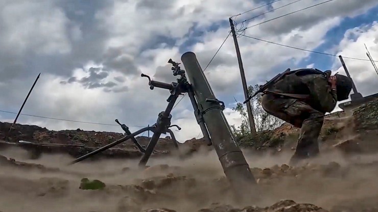 Ukraina. Dowódca sił zbrojnych: Rosja stosuje 10-14 pocisków balistycznych i manewrujących na dobę