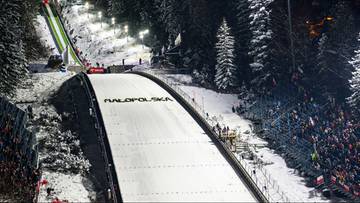 Co za pech polskiego skoczka! Upadł i stracił trzecie miejsce w konkursie