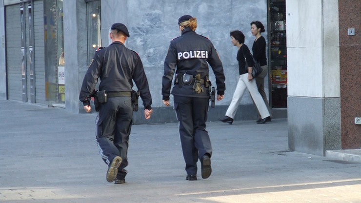 W Austrii podwyższona gotowość policji po ostrzeżeniach przed zamachami