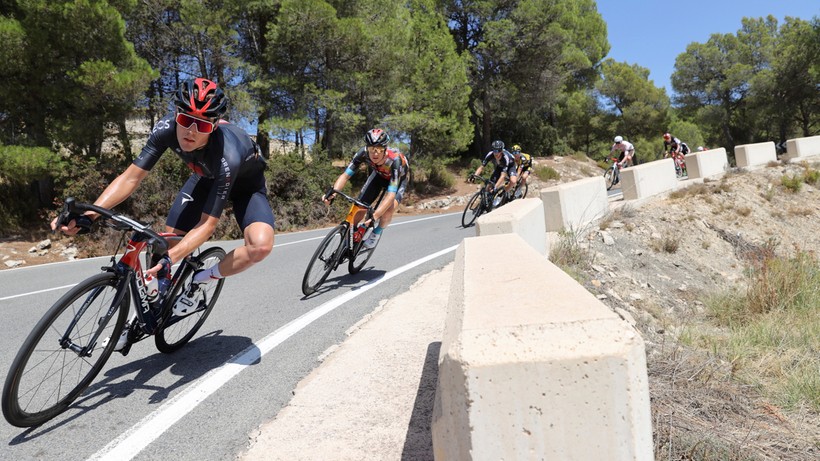 Vuelta a Espana: Damiano Caruso wygrał 9. etap, Primoz Roglic umocnił się na prowadzeniu