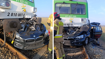 Kierowca BMW wjechał wprost pod szynobus. Nie żyje jedna osoba