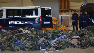Hiszpania: policja przejęła 20 tys. mundurów dla dżihadystów