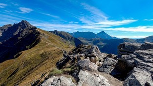 03.10.2020 12:00 Zabieramy Was na jesienny spacerek po Tatrach. Przyroda o tej porze roku wprost zachwyca