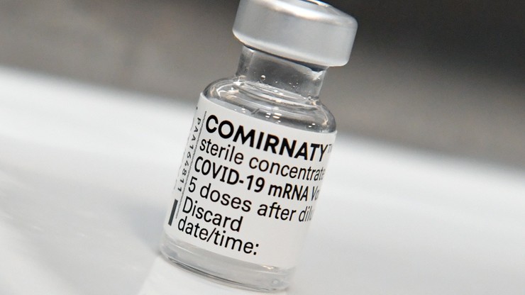 Lekarz przedawkował szczepionki przeciw Covid-19. Pacjenci otrzymali cztery dawki na raz