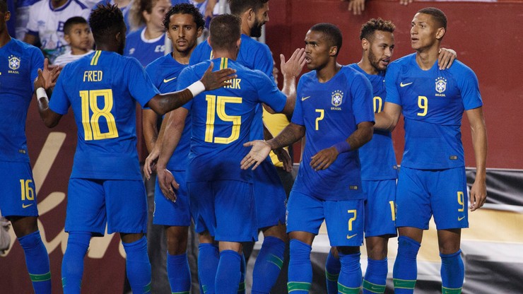 Efektowne zwycięstwo Brazylii, remis Kolumbii z Argentyną