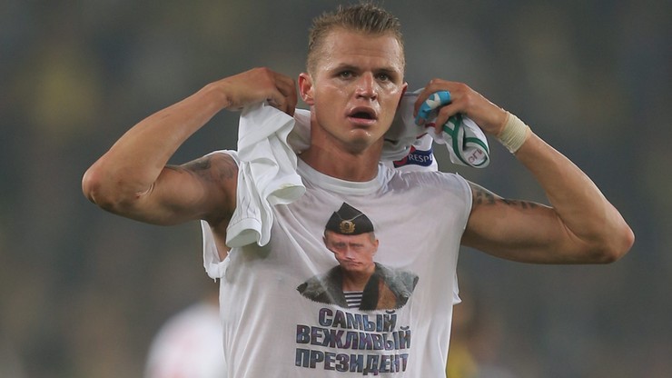 UEFA ukarała Tarasowa za koszulkę z wizerunkiem Putina