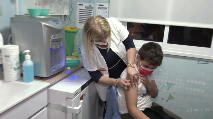 Izrael. Rozpoczęło się szczepienia przeciw COVID-19 dzieci w wieku 5-11 lat
