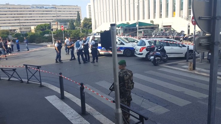 Atak nożownika w Marsylii. Zabił dwie kobiety na dworcu kolejowym