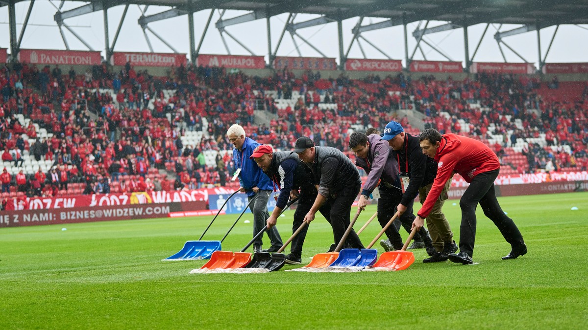 Mecz Widzew Łódź - Ruch Chorzów odwołany!