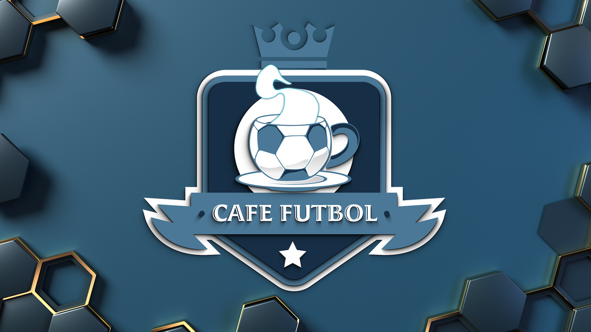Logo programu Cafe Futbol z piłką nożną w filiżance kawy.