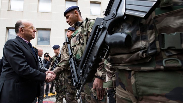 Francuskie MSW: zagrożenie atakiem terrorystycznym wciąż jest bardzo wysokie