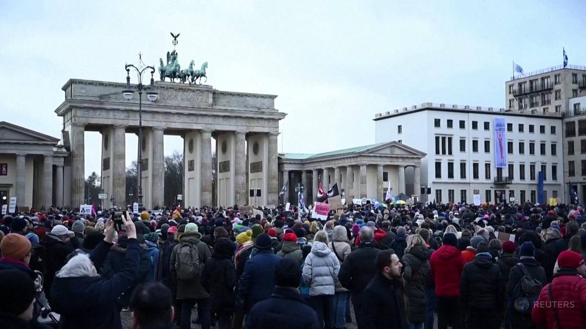 Niemcy. Zamieszki podczas demonstracji w Berlinie. 20 policjantów rannych
