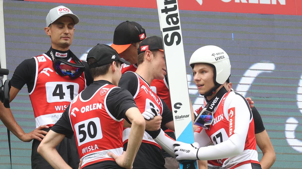 Waszek disqualified in Wisła for illegal ski length; Nakamura wins again