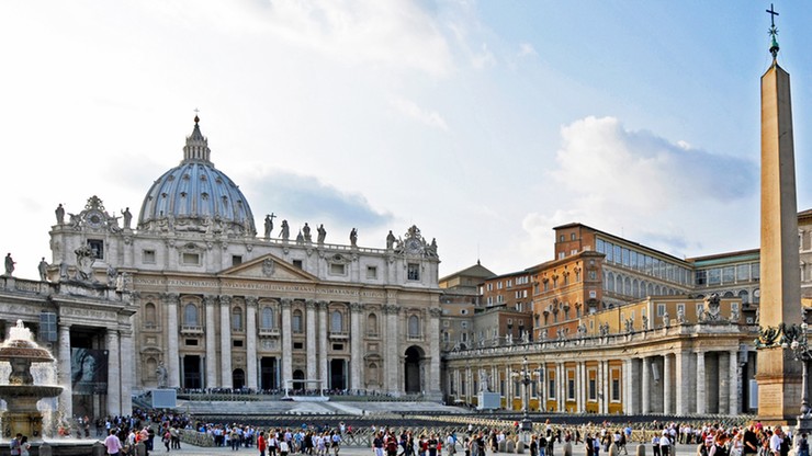 Dwie osoby zatrzymane w sprawie wycieku tajnych dokumentów z Watykanu