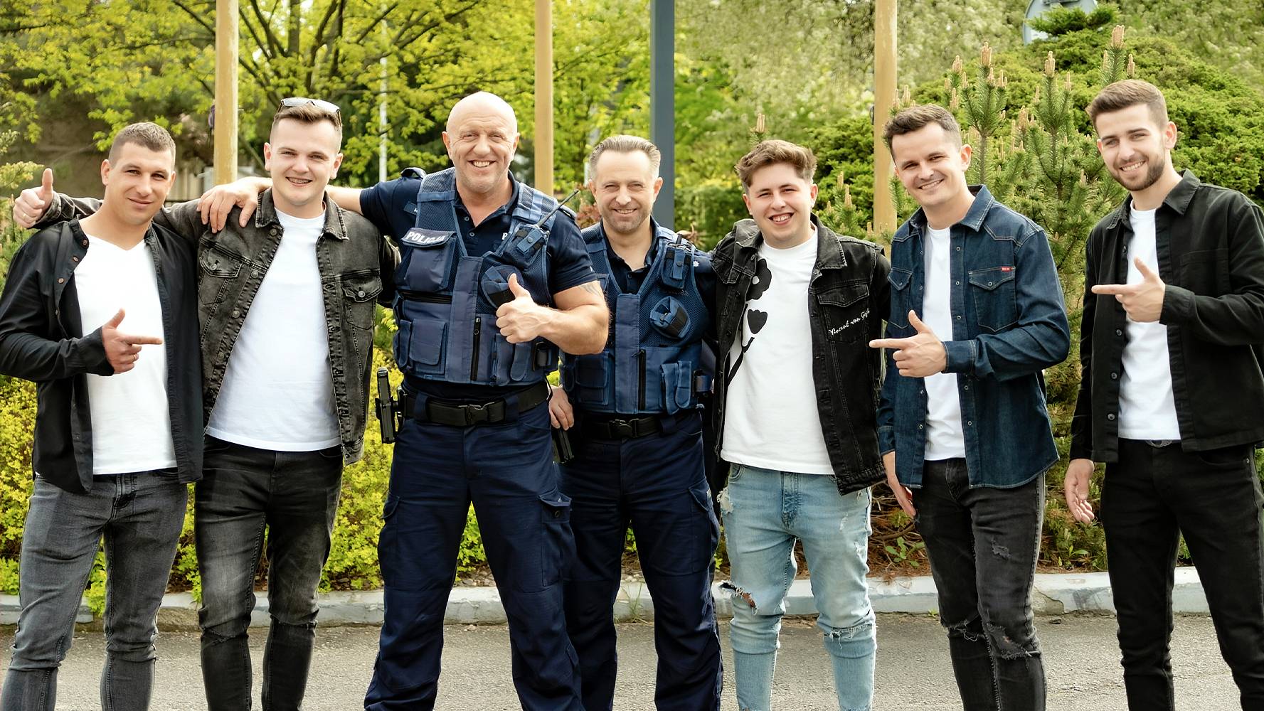 Gwiazdy disco debiutują w finale Policjantek i Policjantów - tv4.pl