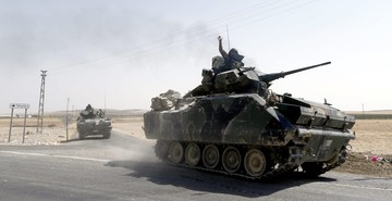 Wicepremier Turcji: nasze czołgi w Syrii to nie okupacja. "Nie prowadzimy wojny"