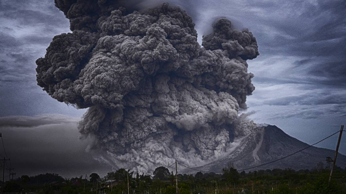 Este volcán español sigue activo.  Su brote también amenaza a Polonia
