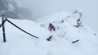 31.08.2021 05:55 Ćwierć metra śniegu na Rysach. Najwyższy szczyt w Polsce wygląda jak w samym środku zimy [ZDJĘCIA]