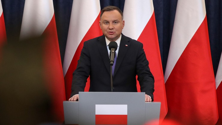 Prezydent Andrzej Duda stracił pierwsze miejsce w rankingu zaufania