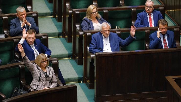 Sejm przeciwko podwyższeniu dodatku solidarnościowego. Poprawki Senatu odrzucone