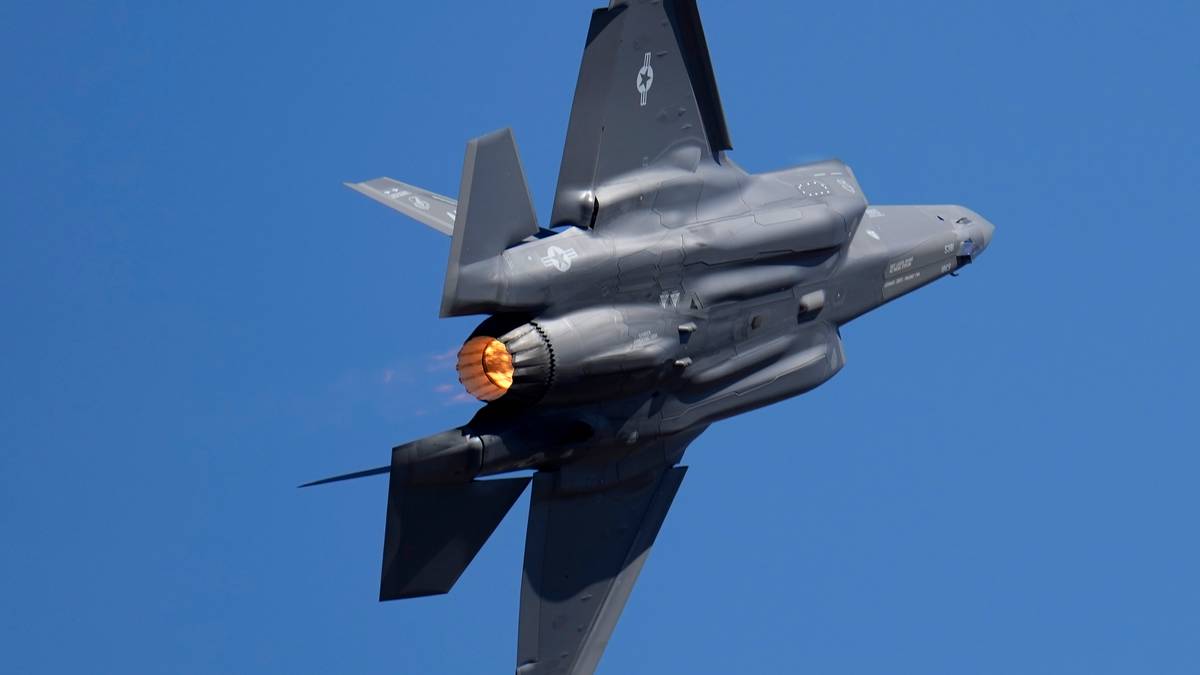 Myśliwce F-35 na polskim niebie. Władysław Kosiniak-Kamysz: W tym roku