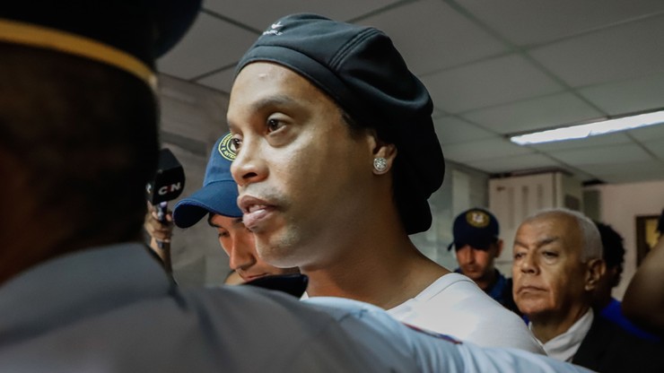 Ronaldinho podejrzewał, że zaraził się koronawirusem