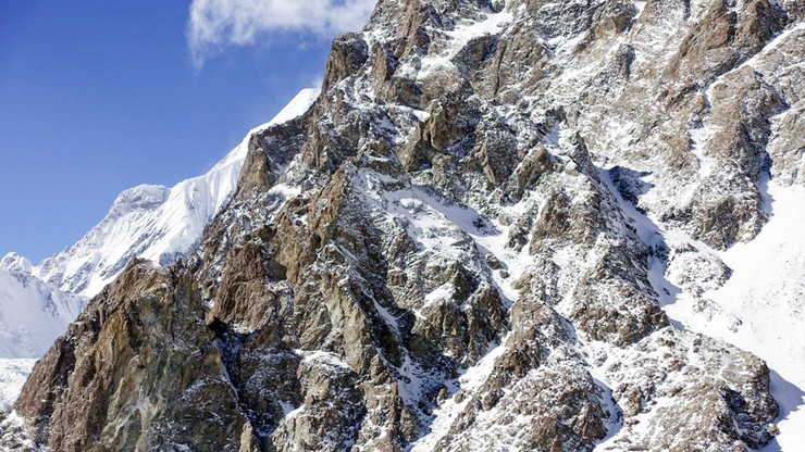 Wyprawa na K2: Wybrano inną drogę na szczyt. Polacy idą przez Żebro Abruzzów