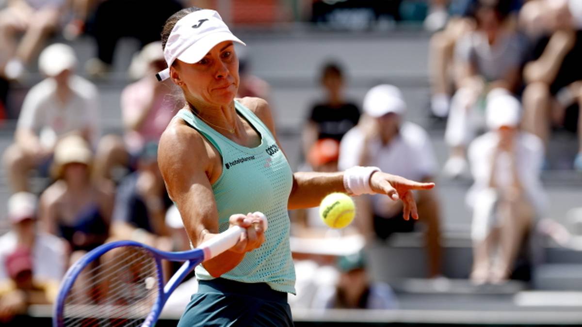 Roland Garros: Magda Linette - Jelena Ostapenko. Relacja live i wynik na żywo