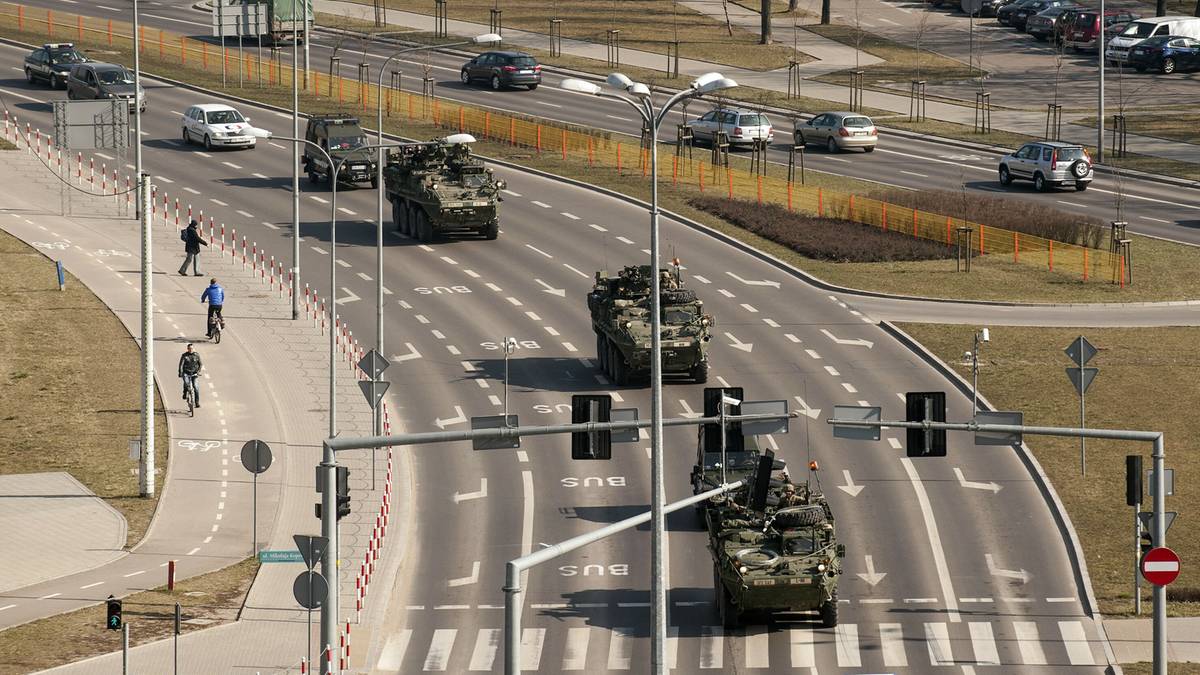 Wojskowe pojazdy na polskich drogach. Armia wydała komunikat