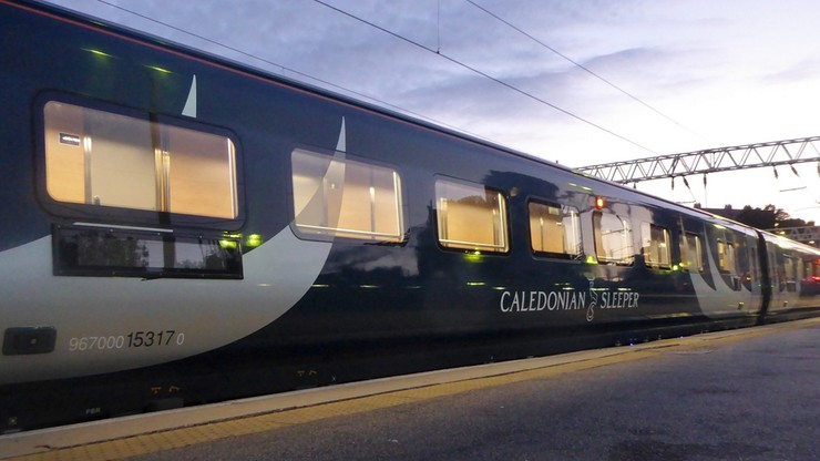 Wielka Brytania: Kupili bilety na nocny pociąg "Caledonian Sleeper". Obudzili się tam, gdzie wsiedli