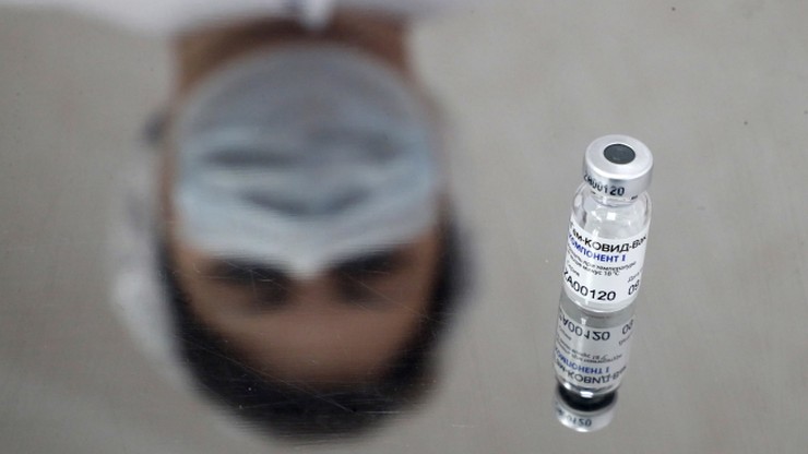 Rosyjska szczepionka przeciwko Covid-19. Ma 91,4 proc. skuteczności