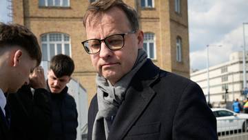 Jest wniosek o uchylenie ENA Romanowskiego. Podstawą miejsce pobytu