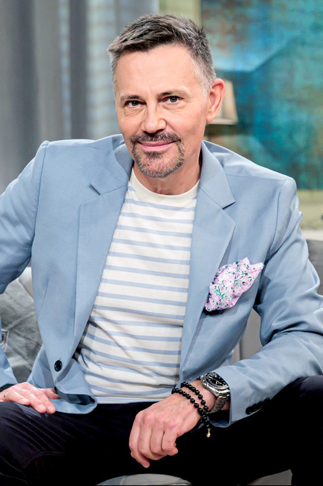 2023-03-24 Krzysztof Ibisz zaprasza na nowy sezon programu „Demakijaż” - PolsatCafe.pl