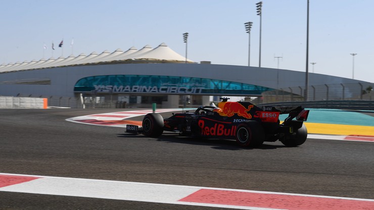 Formuła 1: Max Verstappen z pole position w Abu Zabi