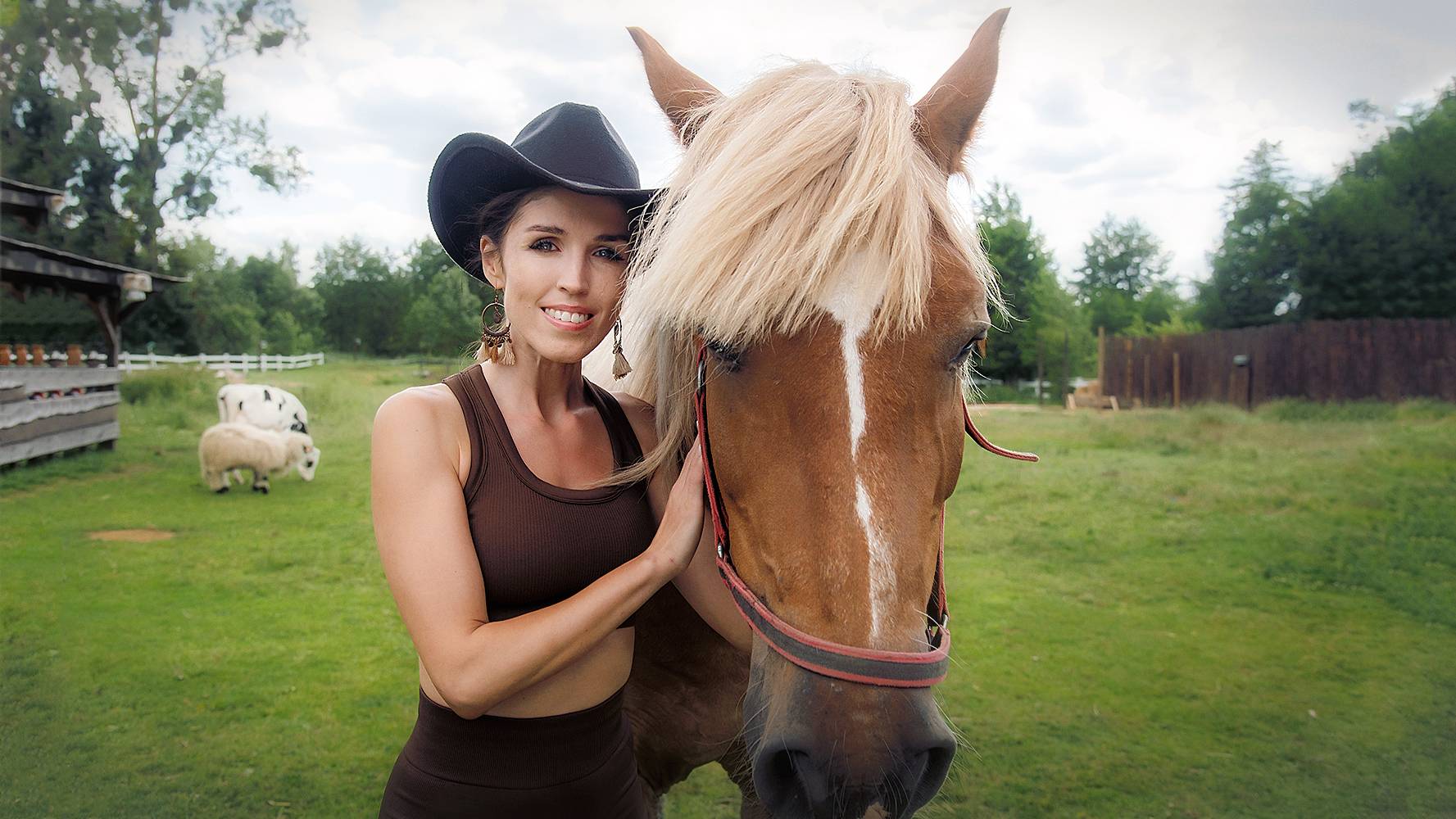 Ewa Suarez wyjaśnia swoje odejście. &bdquo;Twarz ma się jedną&rdquo;