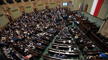 Sejm przyjął ustawę rozszerzającą skład KNF; wydłużono pomoc dla tzw. frankowiczów