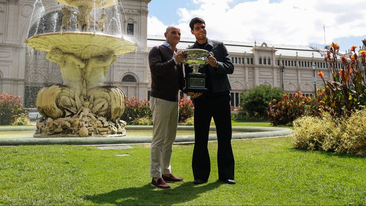 Carlos Alcaraz z menadżerem Albertem Moliną