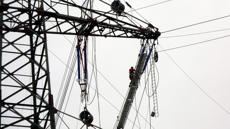 Burze nad Polską. 15 tys. odbiorców bez prądu