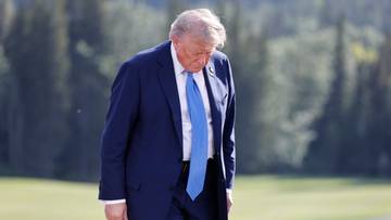 Pilna narada w Białym Domu. Media: Trump rozważa włączenie się w konflikt