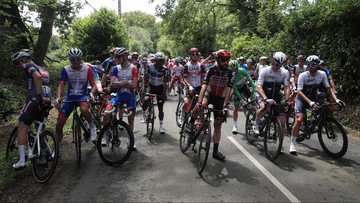 Tour de France: Organizatorzy wycofali zarzuty wobec kobiety, która spowodowała wypadek