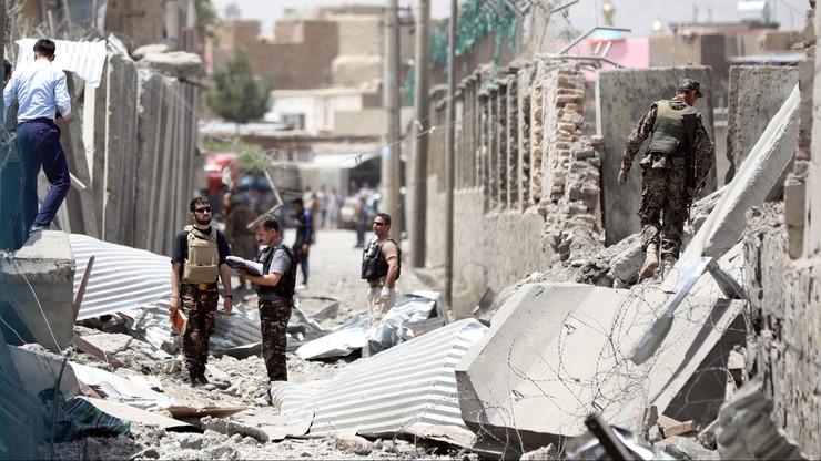 Eksplozja samochodu pułapki w Afganistanie. 14 zabitych, ponad 140 rannych