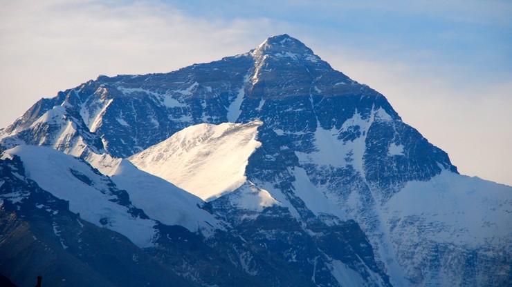 Mount Everest ma nową wysokość. Naukowcy przeprowadzili badania