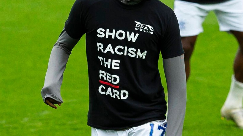 Trener Crawley Town zwolniony za rasizm