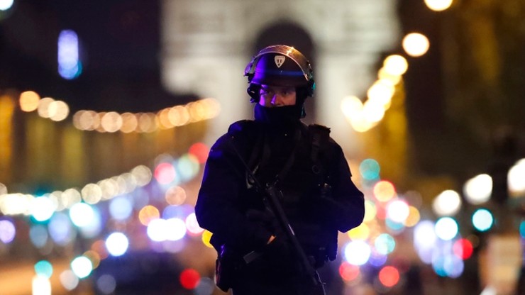 Policja bada, czy zamachowiec z Paryża miał wspólników