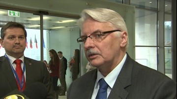 "GW": szef MSZ odtajni dokumenty w sprawie Smoleńska