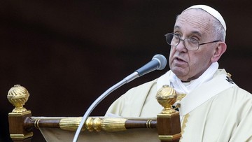 Papież: nie można mówić o ubóstwie i żyć jak faraon
