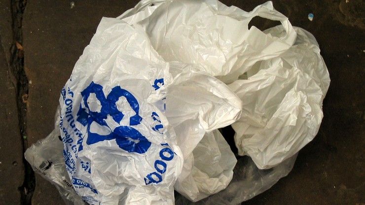 Więzienie lub wysoka grzywna za... plastikowe torebki. Nowe przepisy w Kenii